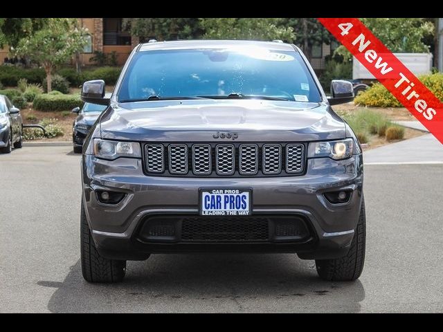 2020 Jeep Grand Cherokee Altitude