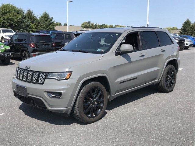 2020 Jeep Grand Cherokee Altitude