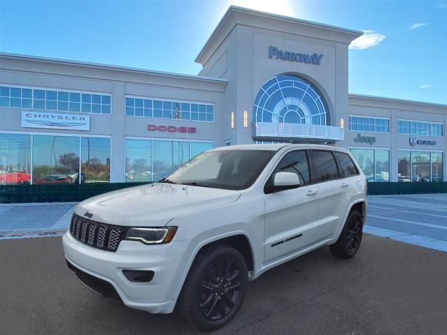 2020 Jeep Grand Cherokee Altitude