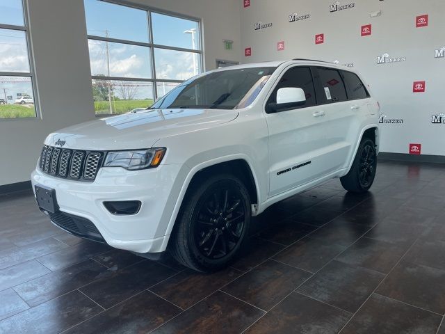 2020 Jeep Grand Cherokee Altitude