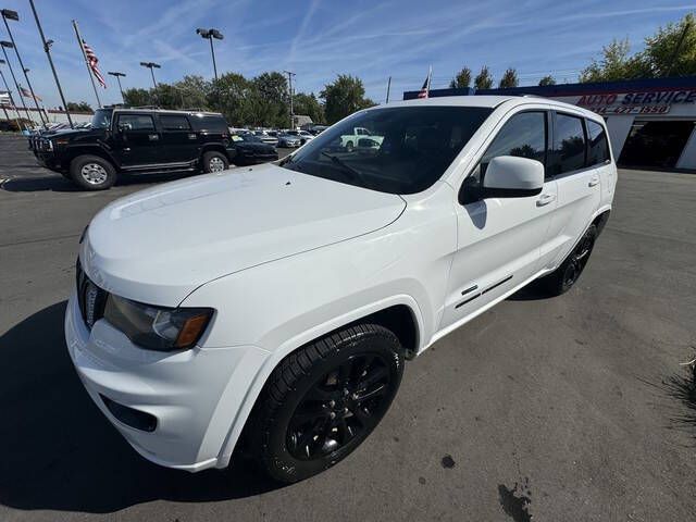 2020 Jeep Grand Cherokee Altitude