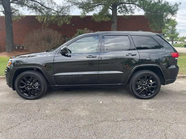 2020 Jeep Grand Cherokee Altitude