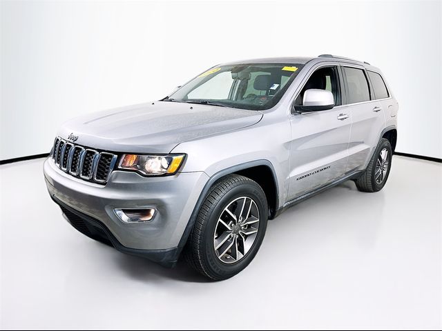 2020 Jeep Grand Cherokee Laredo E