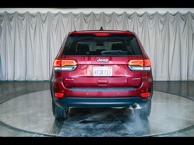 2020 Jeep Grand Cherokee Laredo