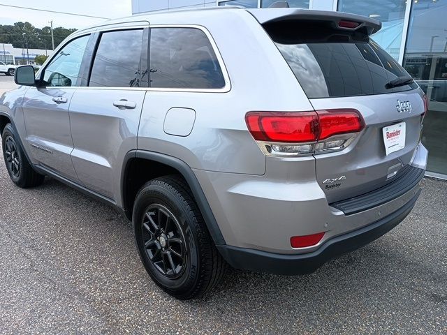 2020 Jeep Grand Cherokee Laredo