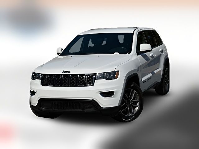 2020 Jeep Grand Cherokee Laredo E