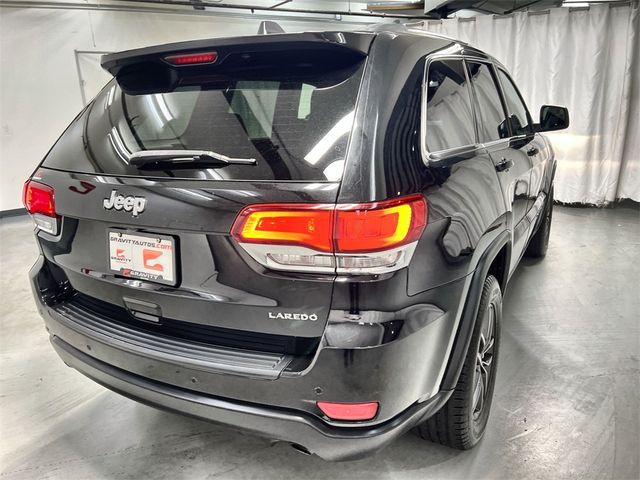 2020 Jeep Grand Cherokee Laredo E
