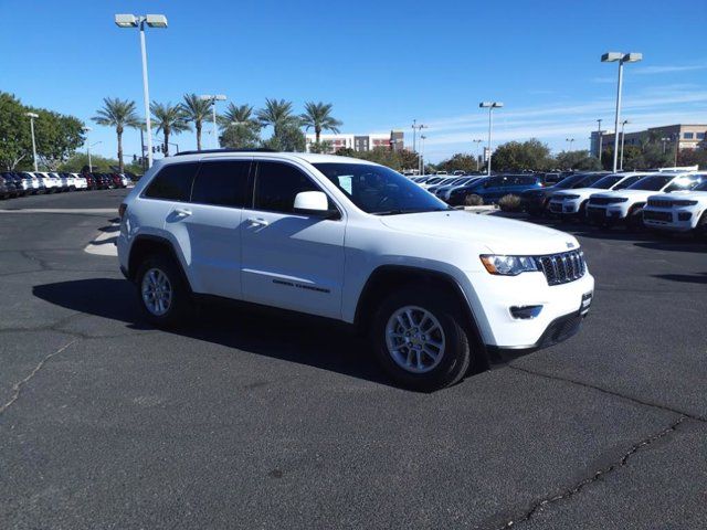 2020 Jeep Grand Cherokee Laredo E