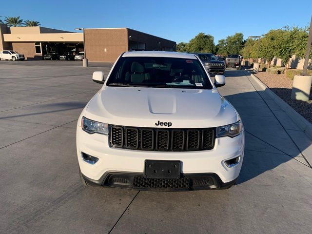 2020 Jeep Grand Cherokee Laredo E