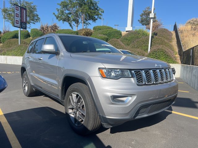 2020 Jeep Grand Cherokee Laredo E