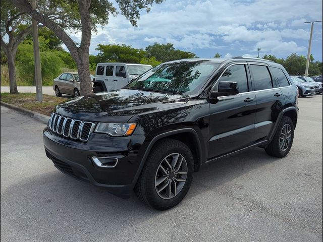 2020 Jeep Grand Cherokee Laredo E