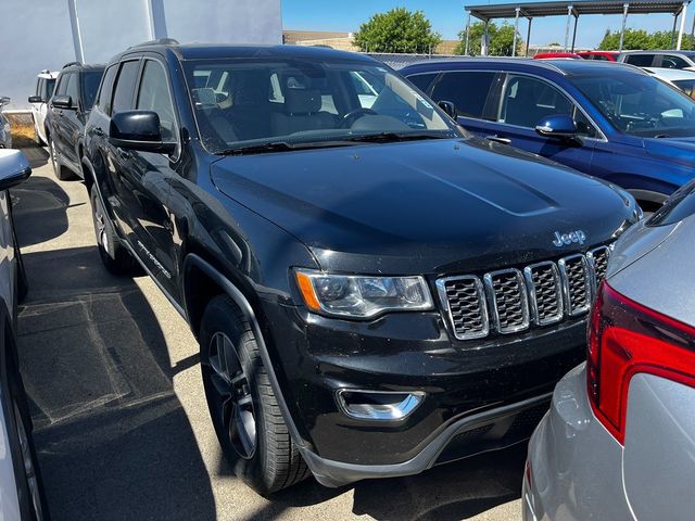 2020 Jeep Grand Cherokee Laredo E