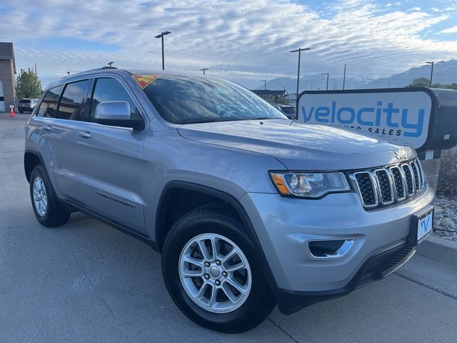 2020 Jeep Grand Cherokee Laredo E