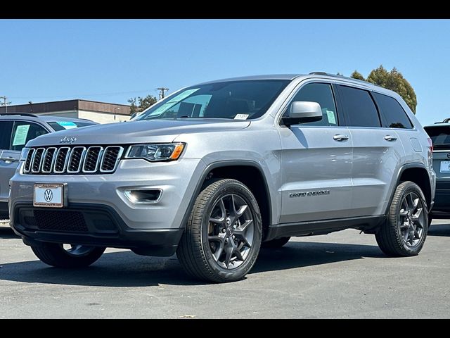 2020 Jeep Grand Cherokee Laredo E