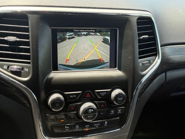 2020 Jeep Grand Cherokee Laredo E