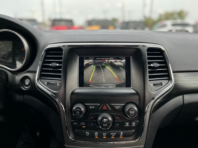 2020 Jeep Grand Cherokee Laredo E