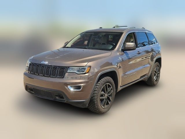 2020 Jeep Grand Cherokee Laredo E