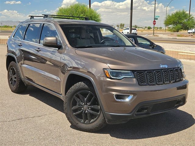 2020 Jeep Grand Cherokee Laredo E