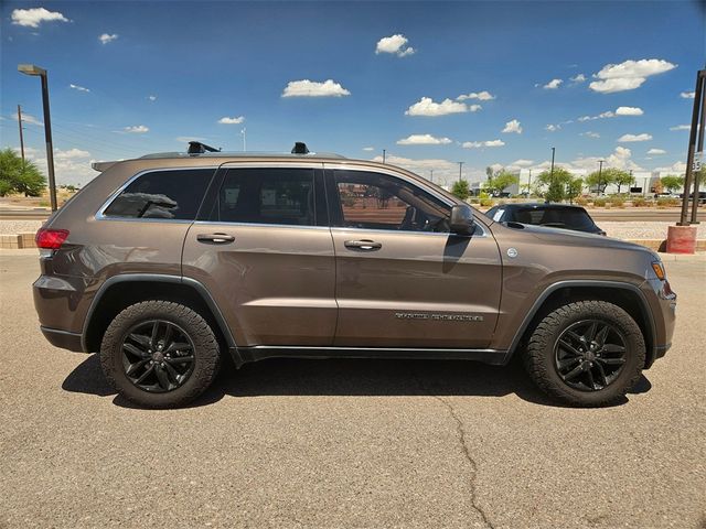 2020 Jeep Grand Cherokee Laredo E