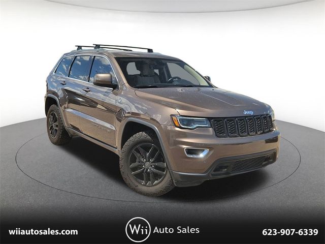 2020 Jeep Grand Cherokee Laredo E