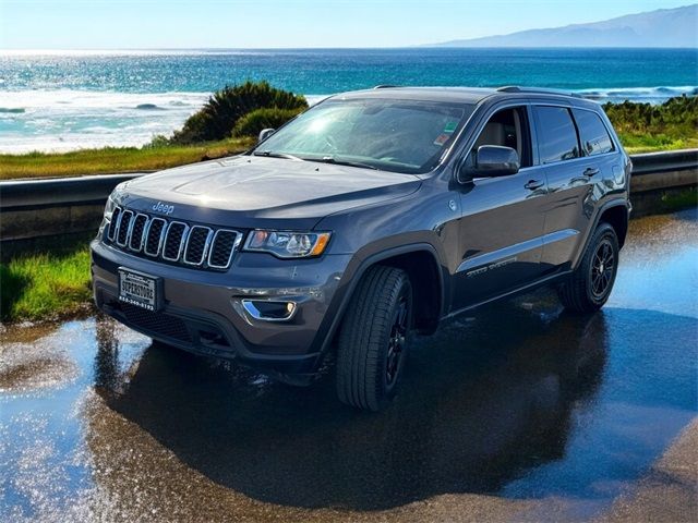 2020 Jeep Grand Cherokee Laredo E