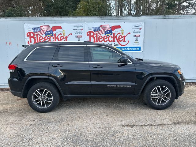 2020 Jeep Grand Cherokee Laredo E