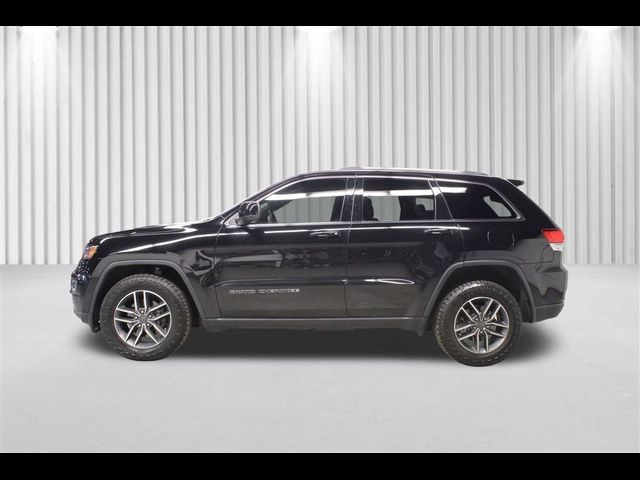 2020 Jeep Grand Cherokee Laredo E