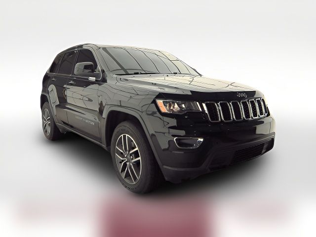 2020 Jeep Grand Cherokee Laredo E