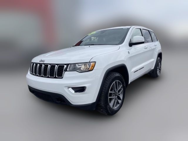 2020 Jeep Grand Cherokee Laredo E