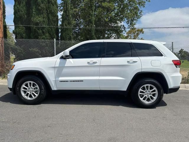 2020 Jeep Grand Cherokee Laredo