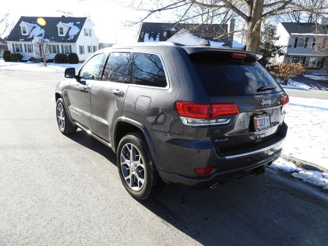 2020 Jeep Grand Cherokee Overland