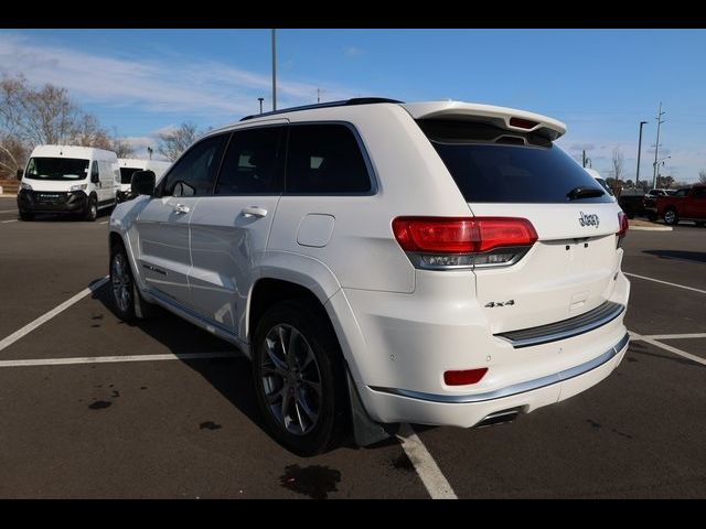 2020 Jeep Grand Cherokee Summit