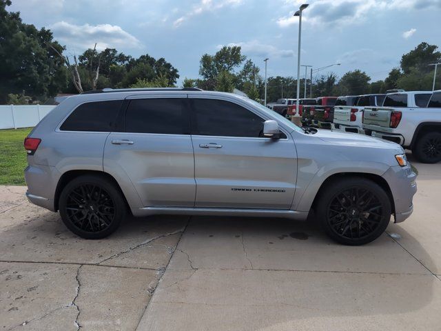 2020 Jeep Grand Cherokee Summit