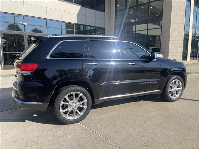 2020 Jeep Grand Cherokee Summit