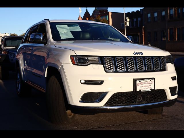 2020 Jeep Grand Cherokee Summit