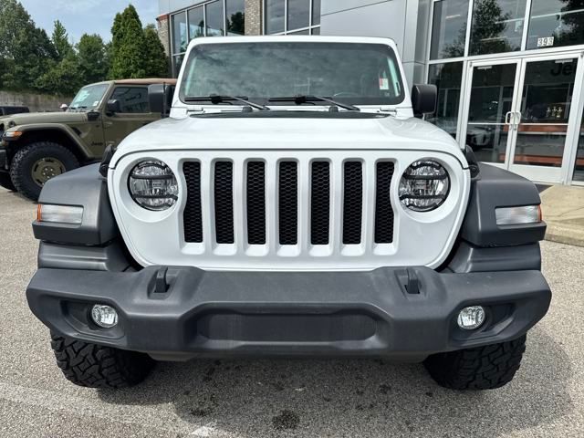 2020 Jeep Wrangler Black and Tan