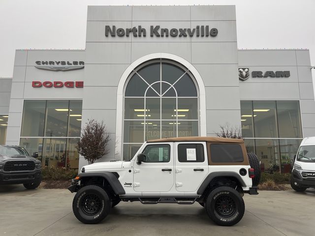 2020 Jeep Wrangler Unlimited Black and Tan