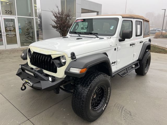 2020 Jeep Wrangler Unlimited Black and Tan