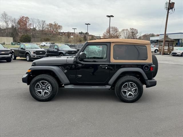 2020 Jeep Wrangler Black and Tan