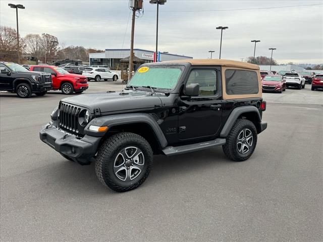 2020 Jeep Wrangler Black and Tan