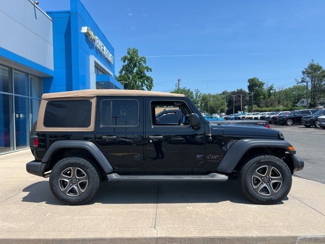 2020 Jeep Wrangler Unlimited Black and Tan