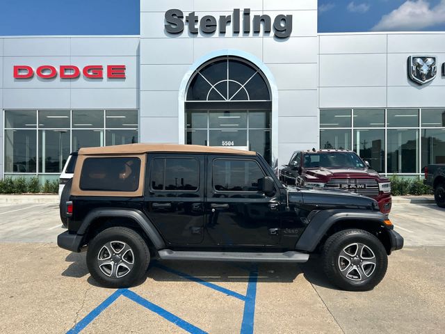 2020 Jeep Wrangler Unlimited Black and Tan