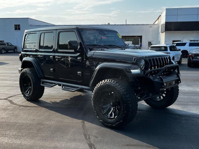 2020 Jeep Wrangler Unlimited Sahara Altitude