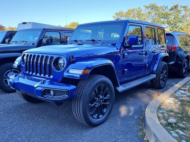 2020 Jeep Wrangler Unlimited Sahara High Altitude