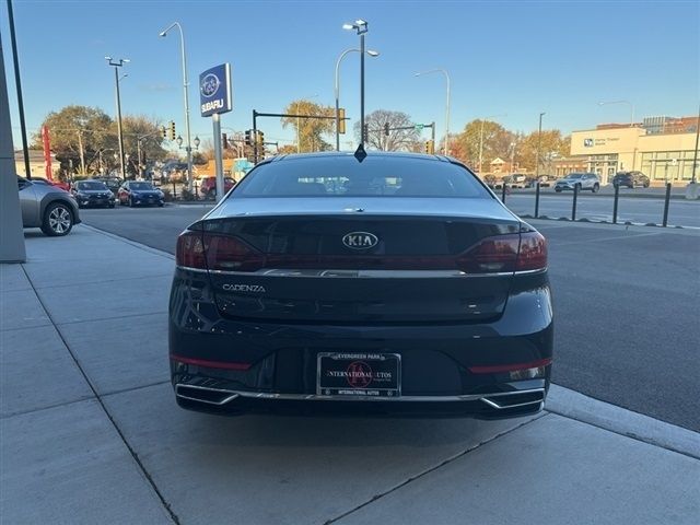 2020 Kia Cadenza Limited