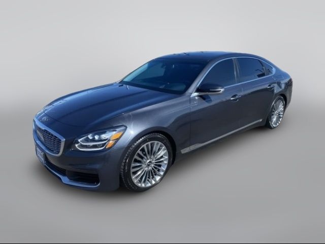 2020 Kia K900 Luxury