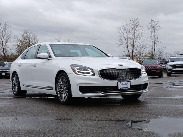 2020 Kia K900 Luxury