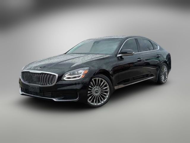 2020 Kia K900 Luxury