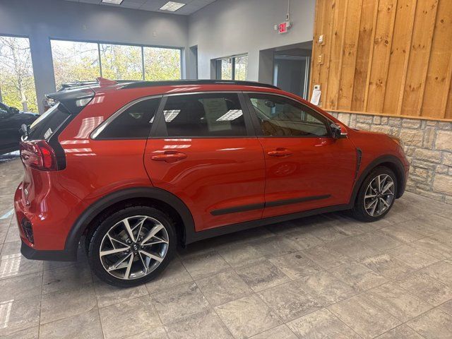 2020 Kia Niro Touring SE