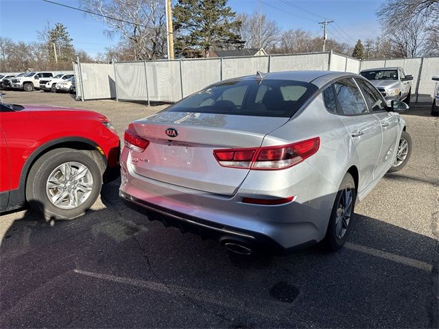 2020 Kia Optima LX